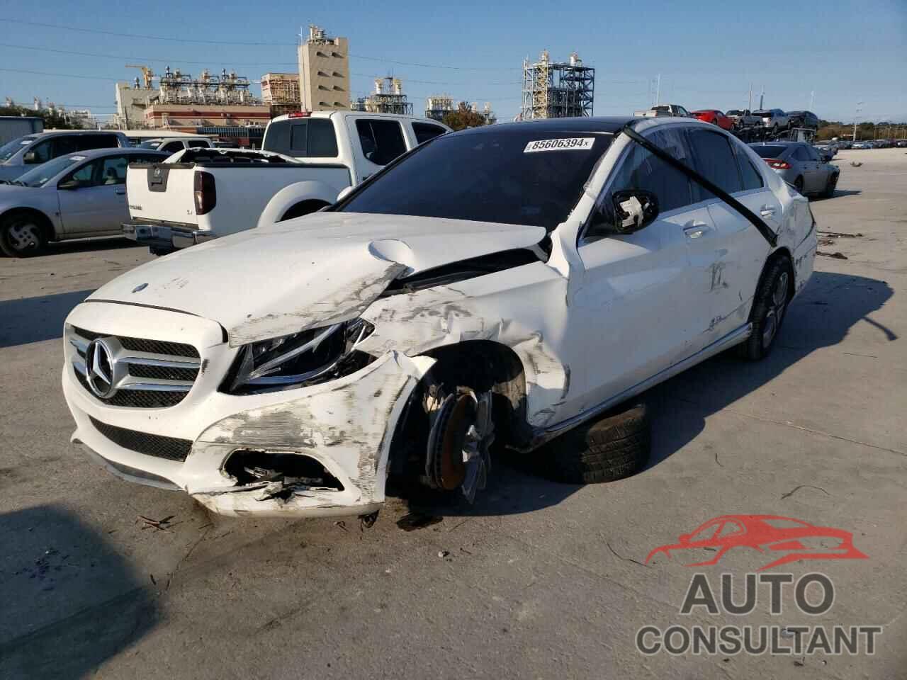 MERCEDES-BENZ C-CLASS 2016 - 55SWF4KB4GU134552