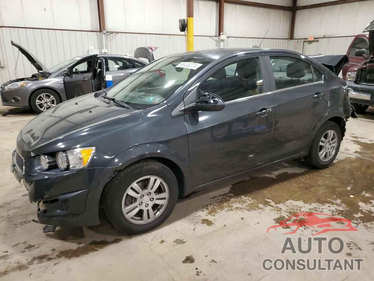 CHEVROLET SONIC 2015 - 1G1JC5SG1F4198939