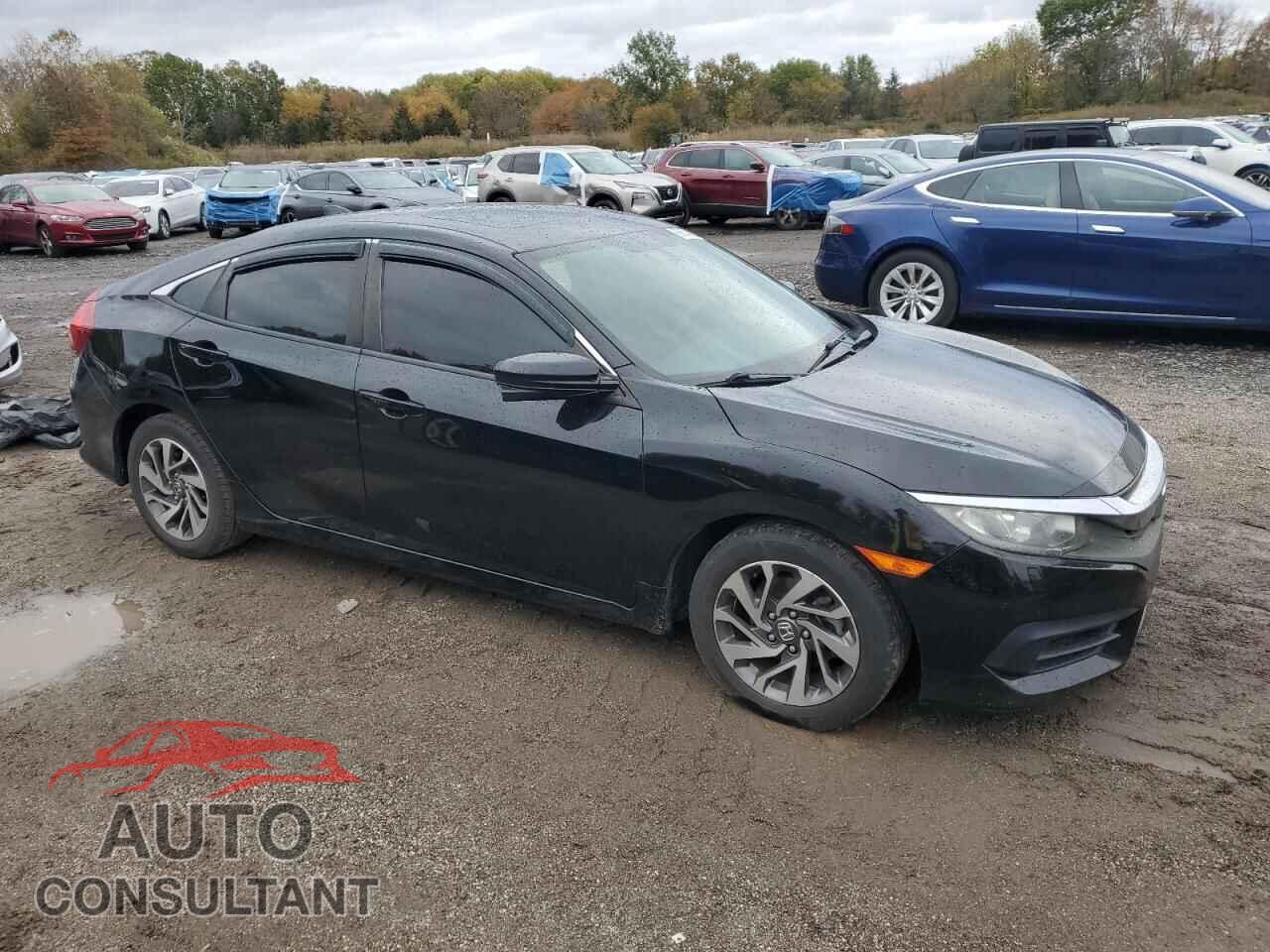 HONDA CIVIC 2018 - 2HGFC2F74JH601881