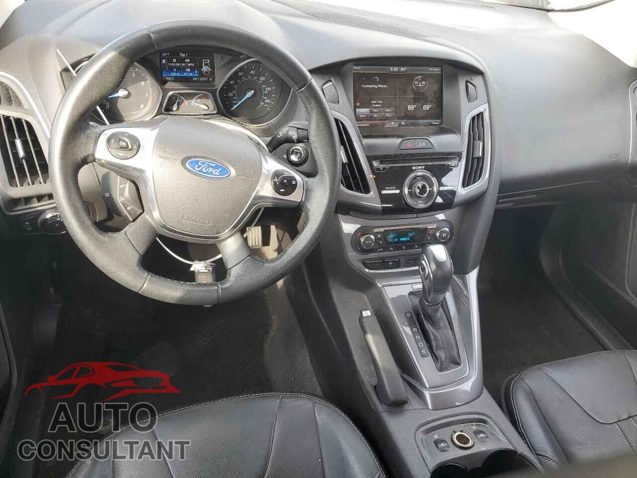 FORD FOCUS 2014 - 1FADP3N29EL357097