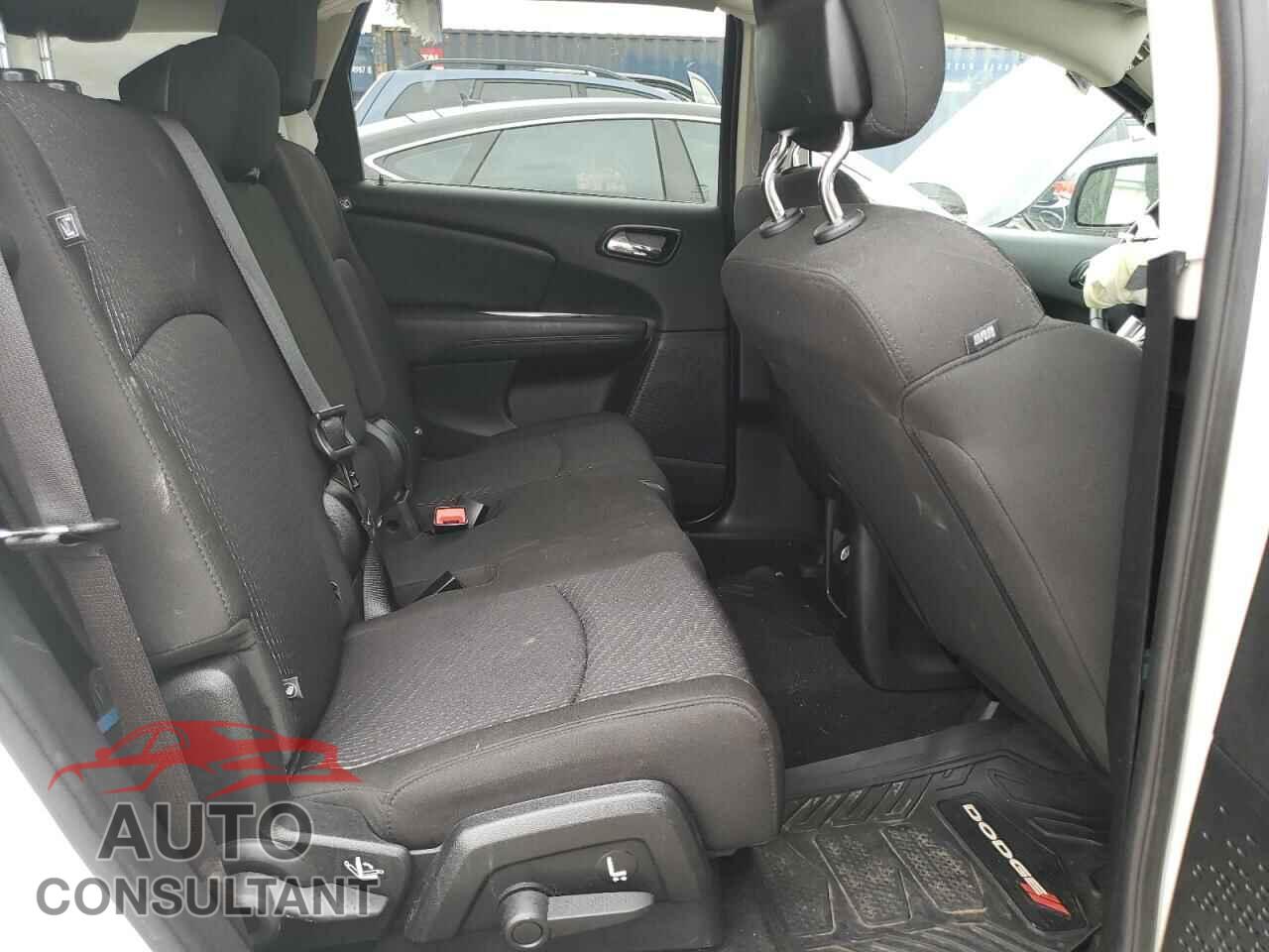 DODGE JOURNEY 2019 - 3C4PDCBB4KT774101