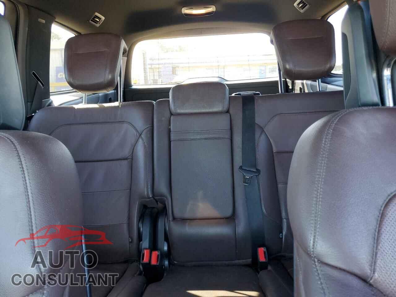 MERCEDES-BENZ GL-CLASS 2015 - 4JGDF6EE9FA540209