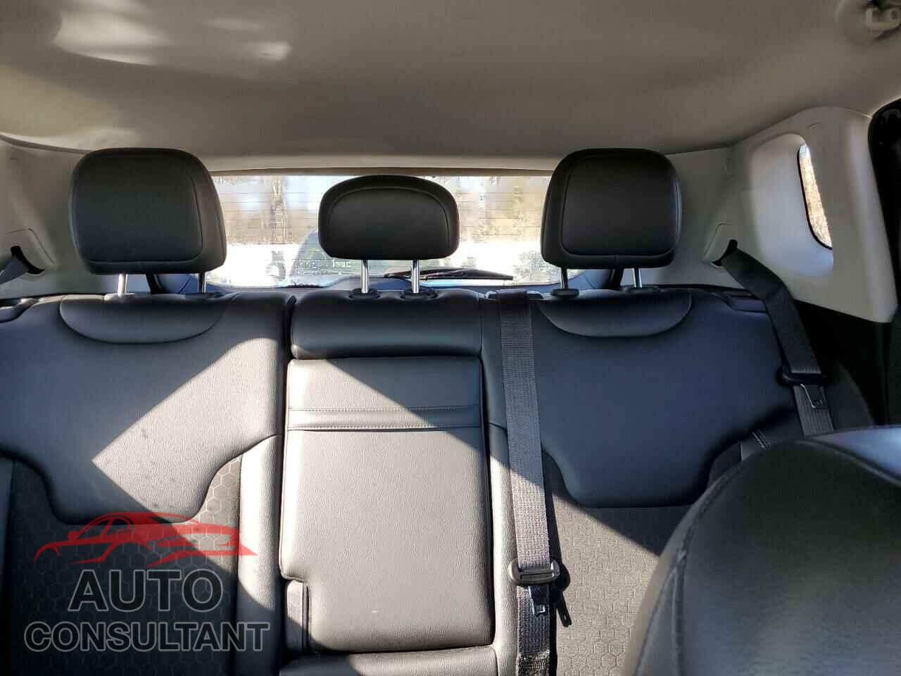 JEEP COMPASS 2018 - 3C4NJDBB5JT112435