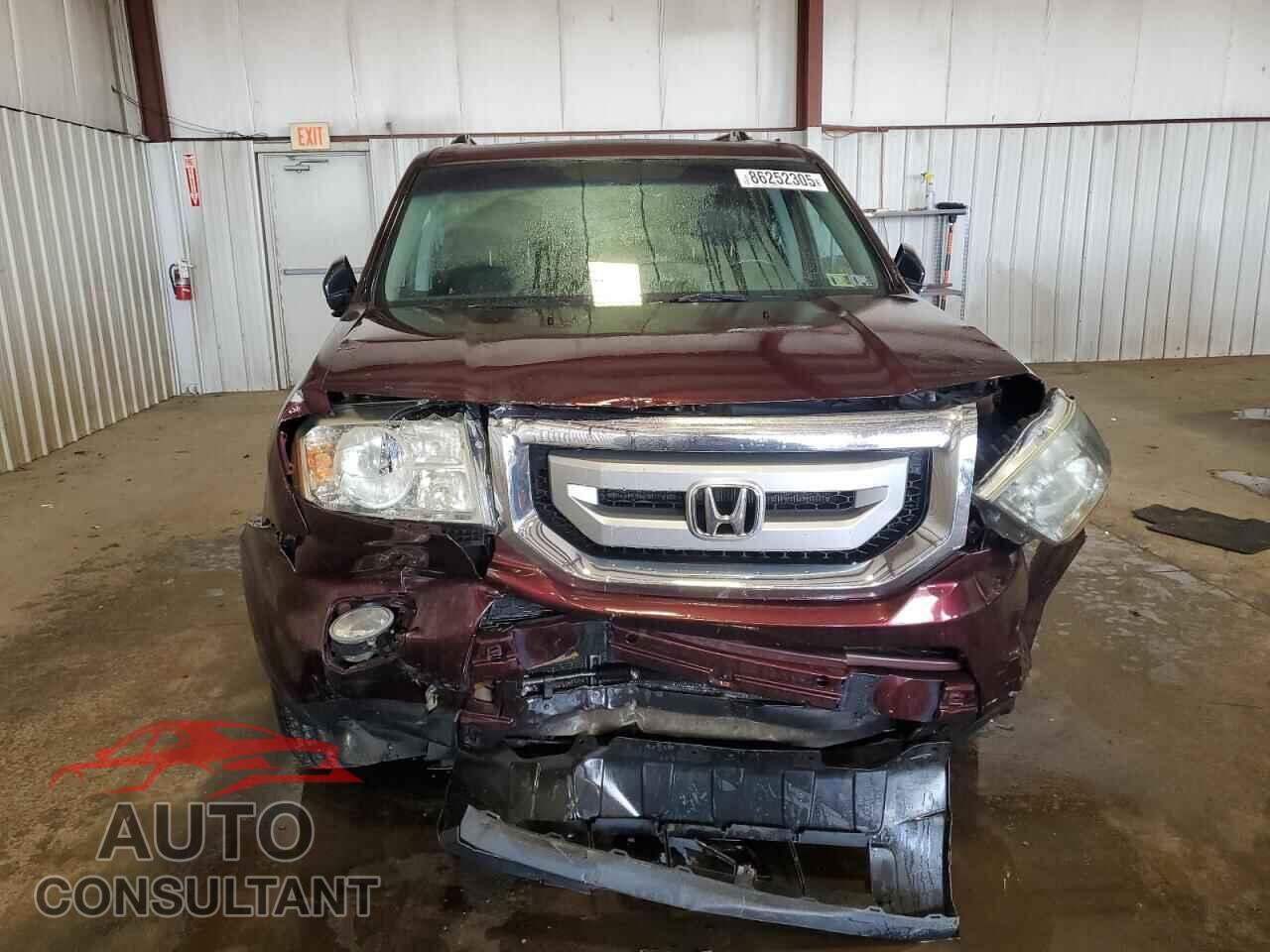 HONDA PILOT 2011 - 5FNYF4H50BB050362