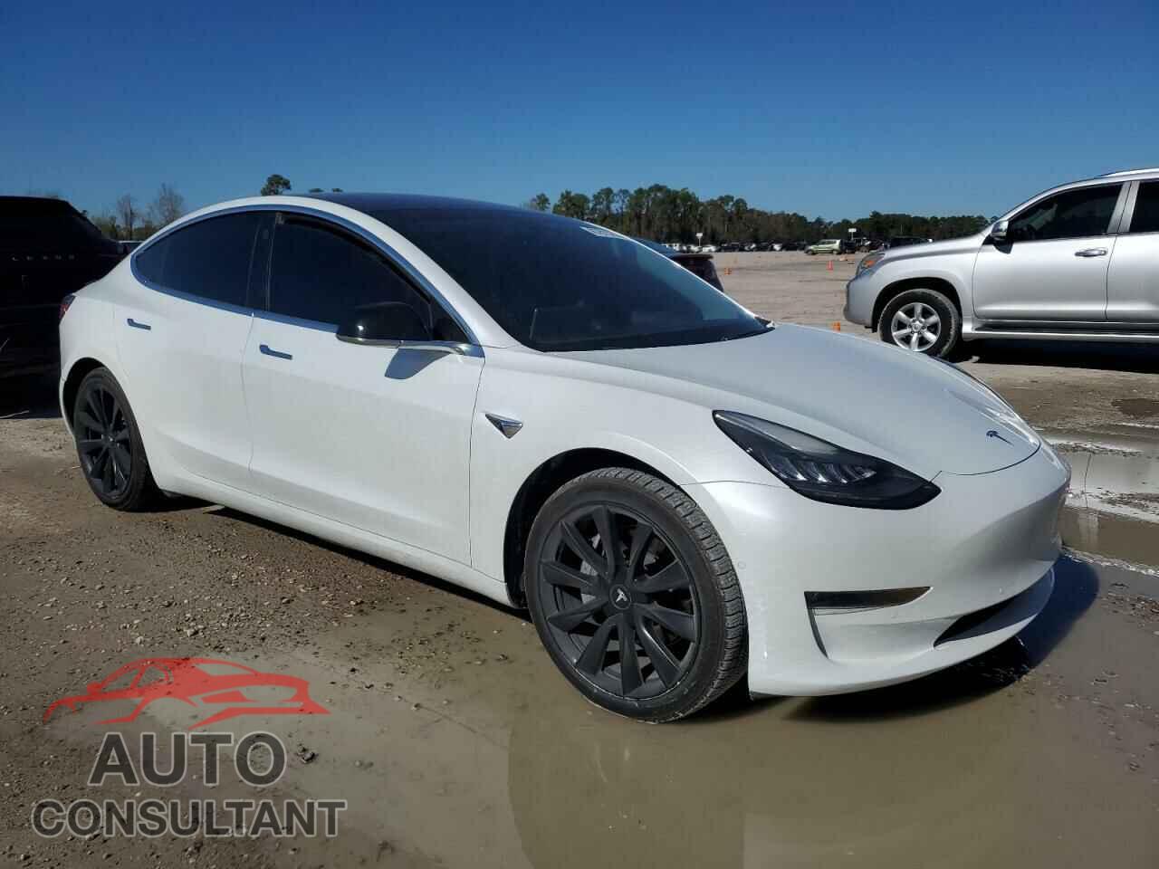 TESLA MODEL 3 2018 - 5YJ3E1EA8JF164623