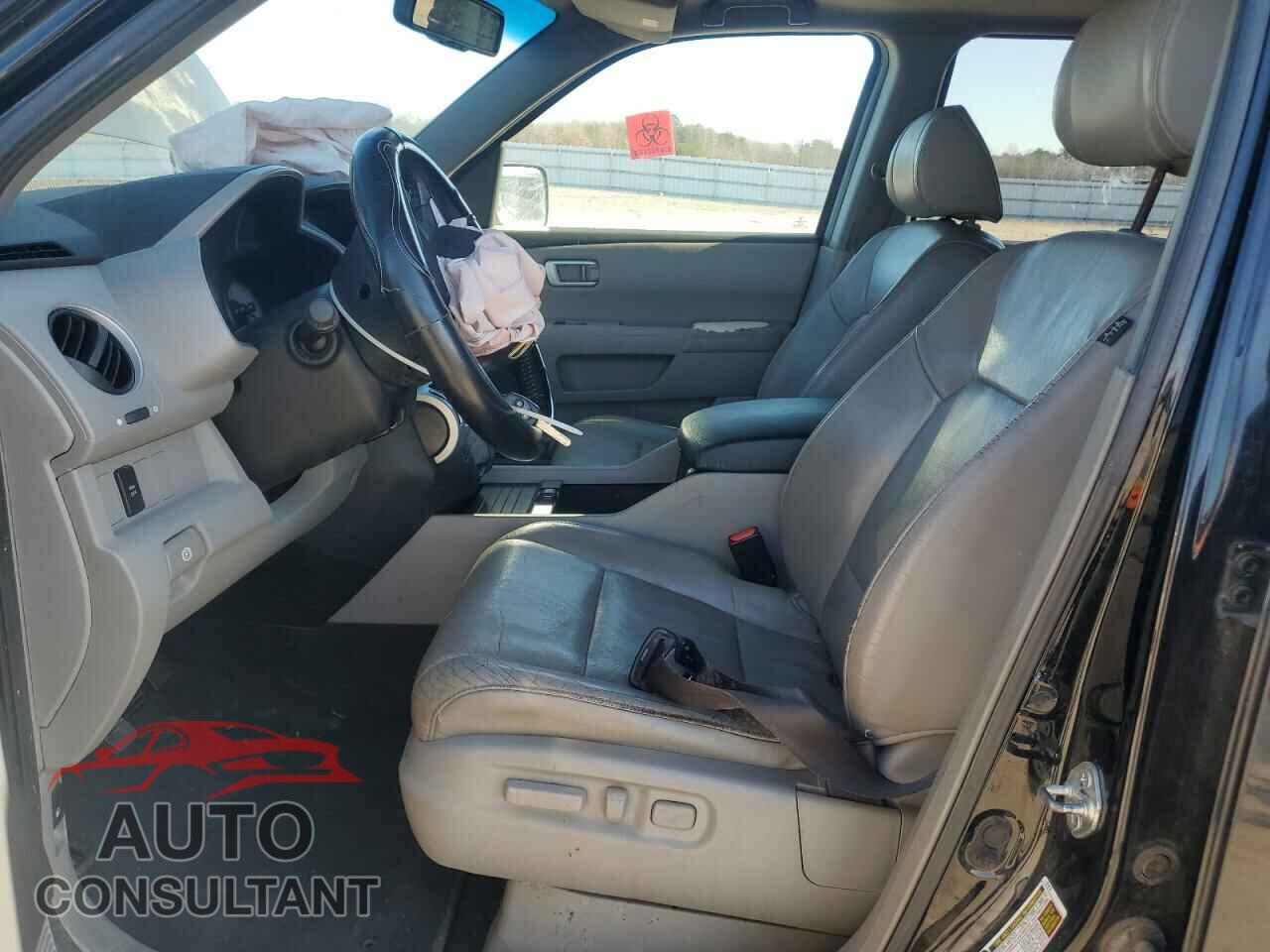 HONDA PILOT 2011 - 5FNYF4H55BB034030