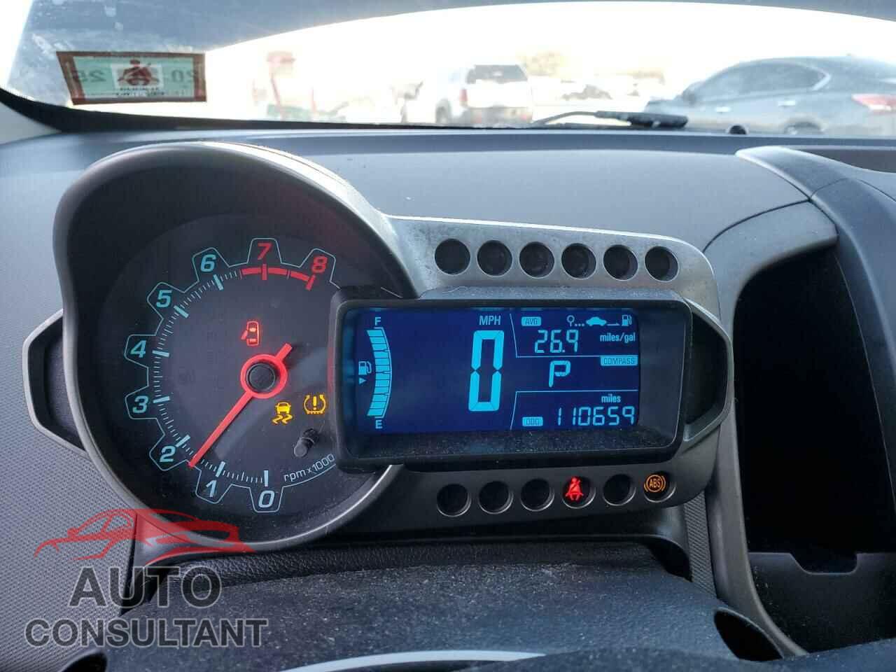 CHEVROLET SONIC 2012 - 1G1JC5SB3C4225574