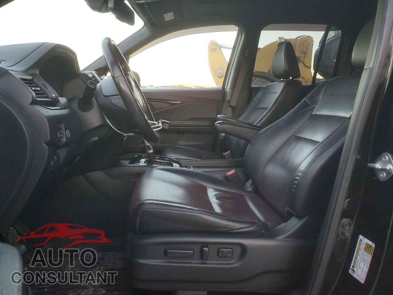 HONDA RIDGELINE 2017 - 5FPYK3F83HB014913