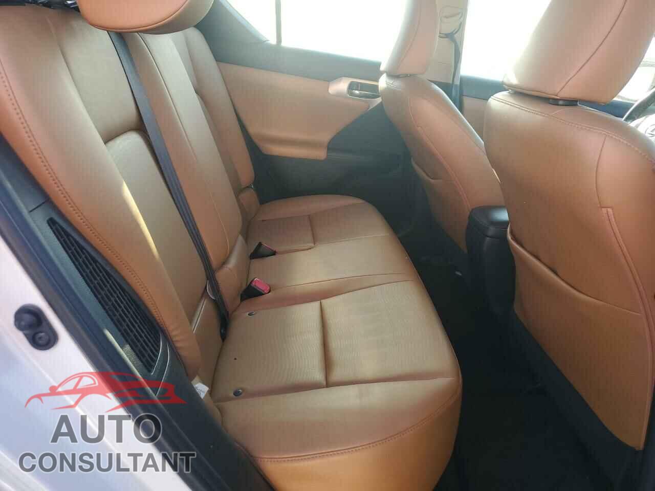 LEXUS CT 200 2013 - JTHKD5BH1D2158725