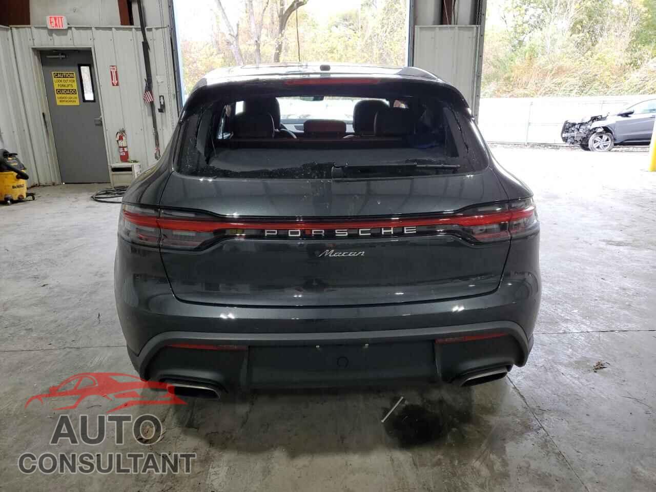 PORSCHE MACAN BASE 2024 - WP1AA2A52RLB11621