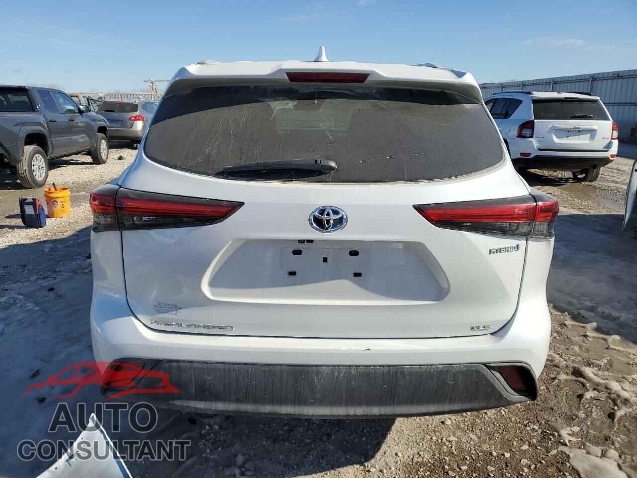 TOYOTA HIGHLANDER 2023 - 5TDABRCH8PS112038