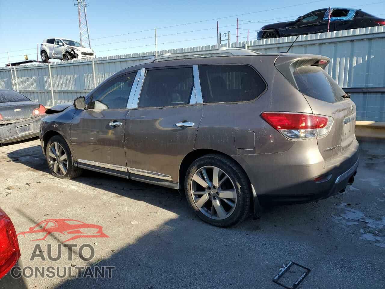 NISSAN PATHFINDER 2013 - 5N1AR2MM7DC678912
