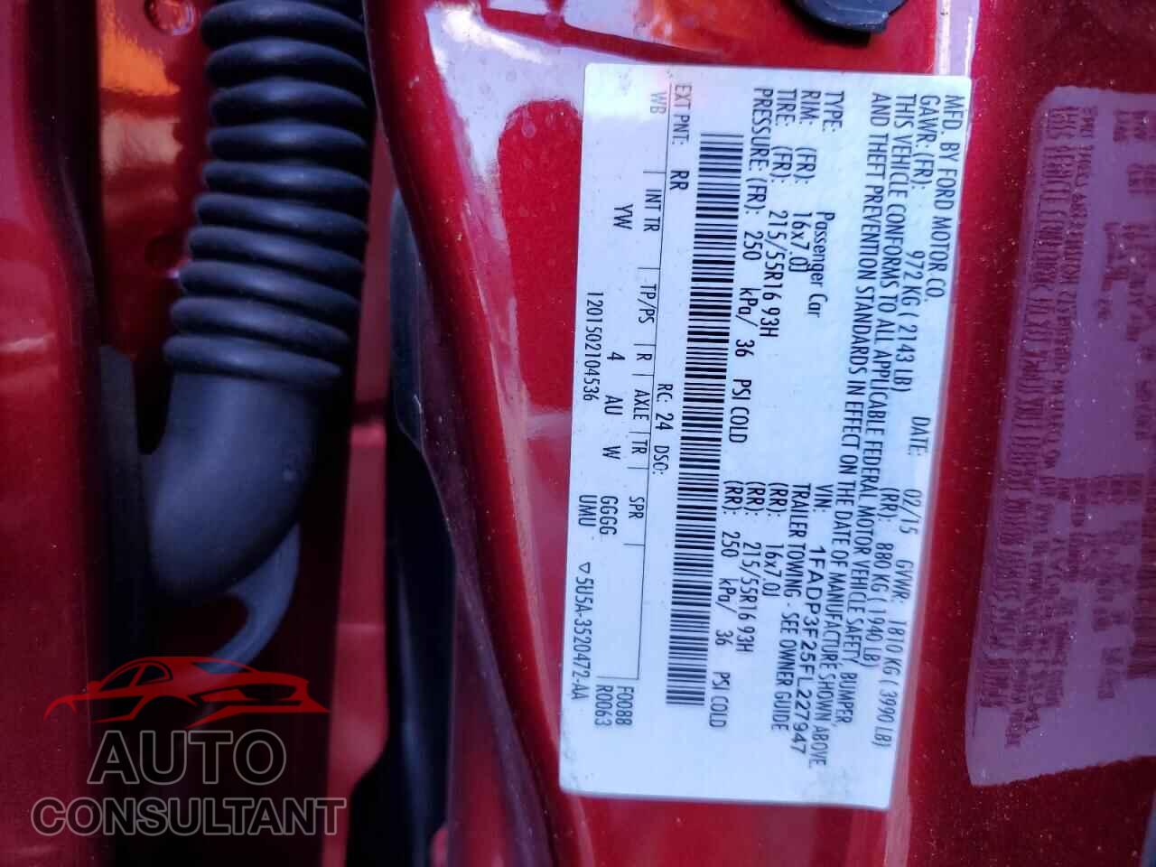 FORD FOCUS 2015 - 1FADP3F25FL227947
