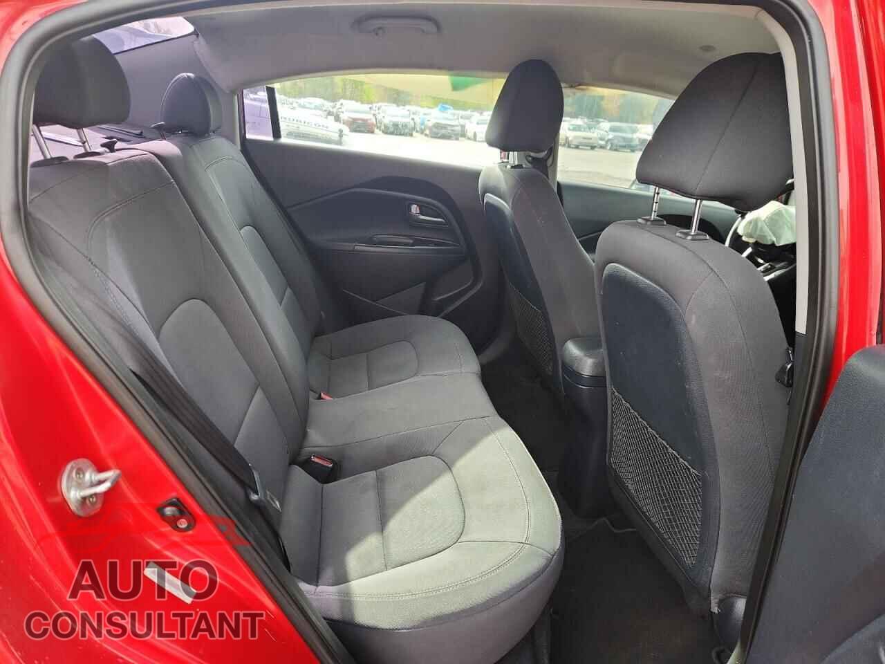 KIA RIO 2015 - KNADN4A39F6428963