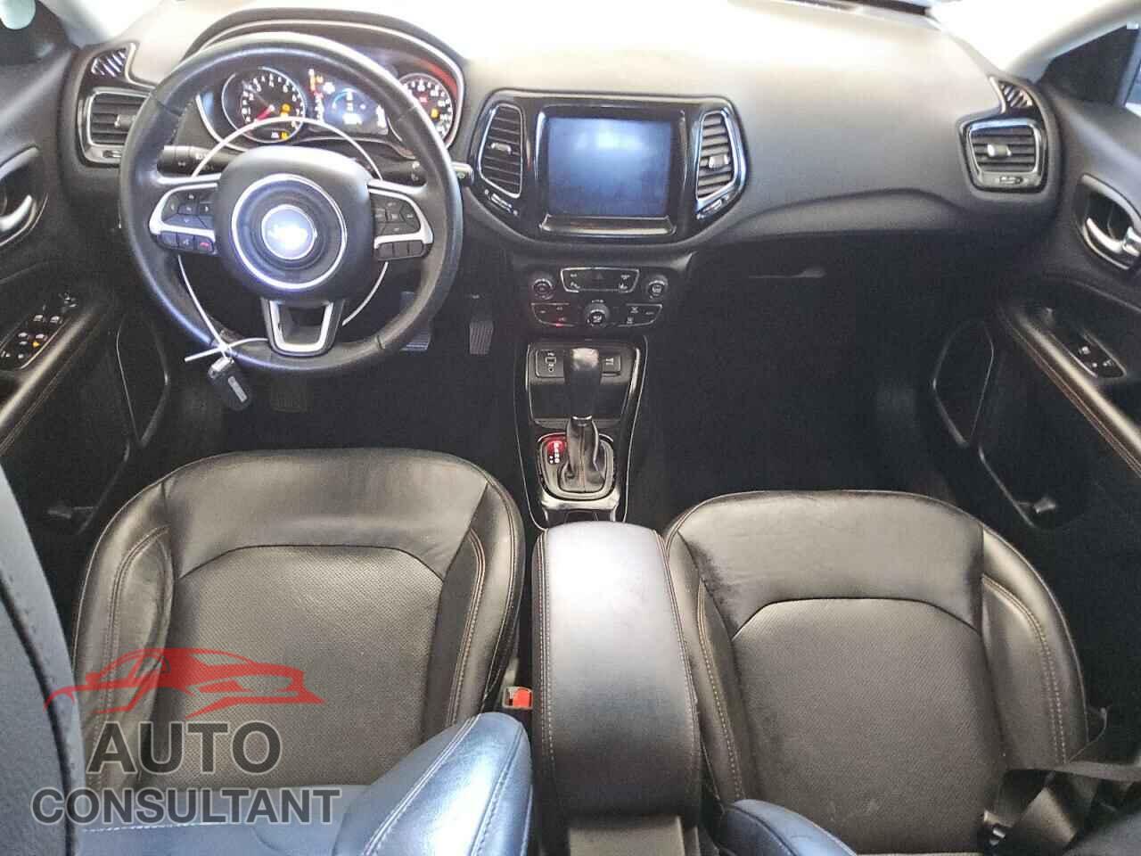 JEEP COMPASS 2018 - 3C4NJCCB9JT406624