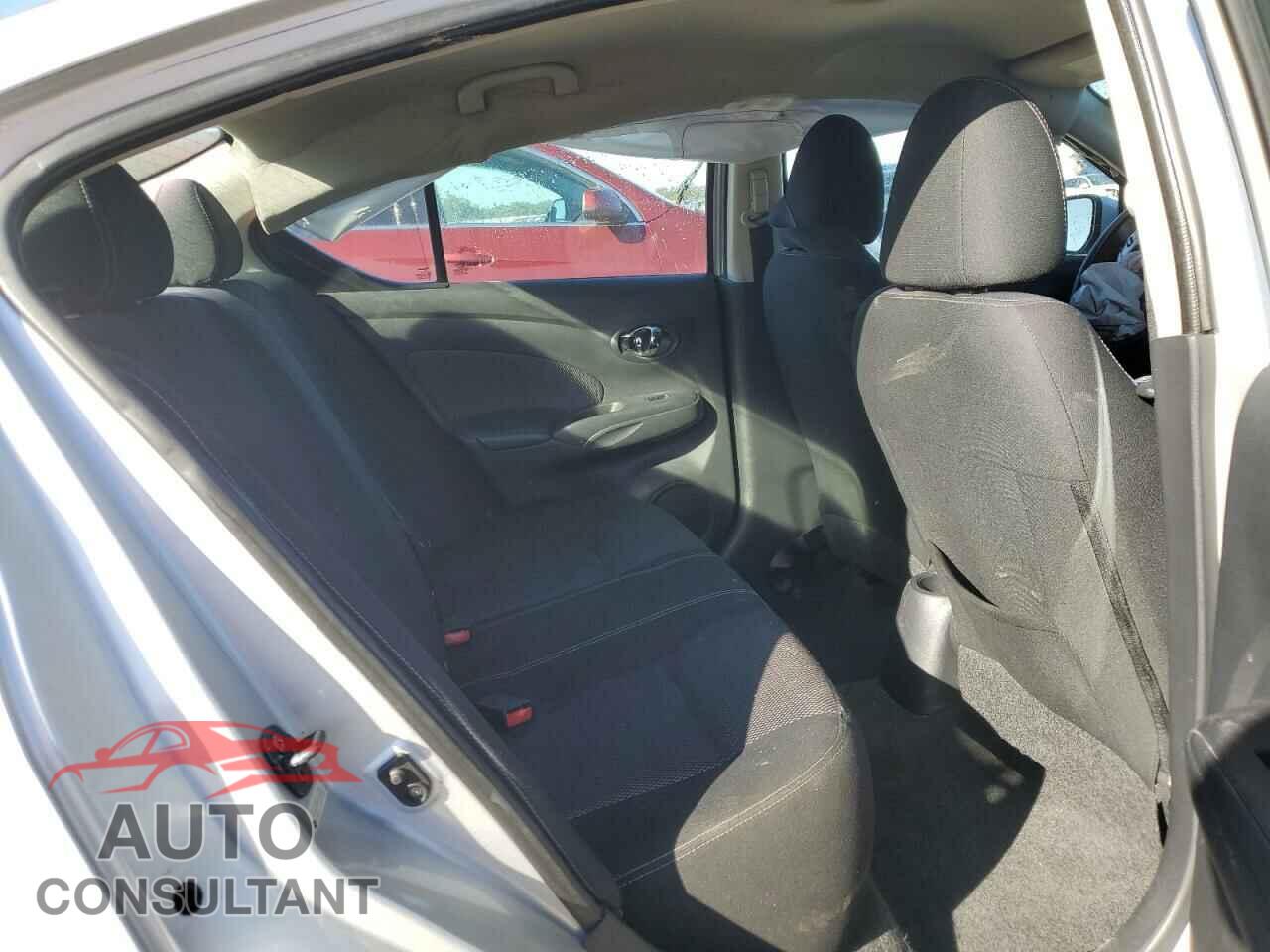 NISSAN VERSA 2015 - 3N1CN7AP1FL889067
