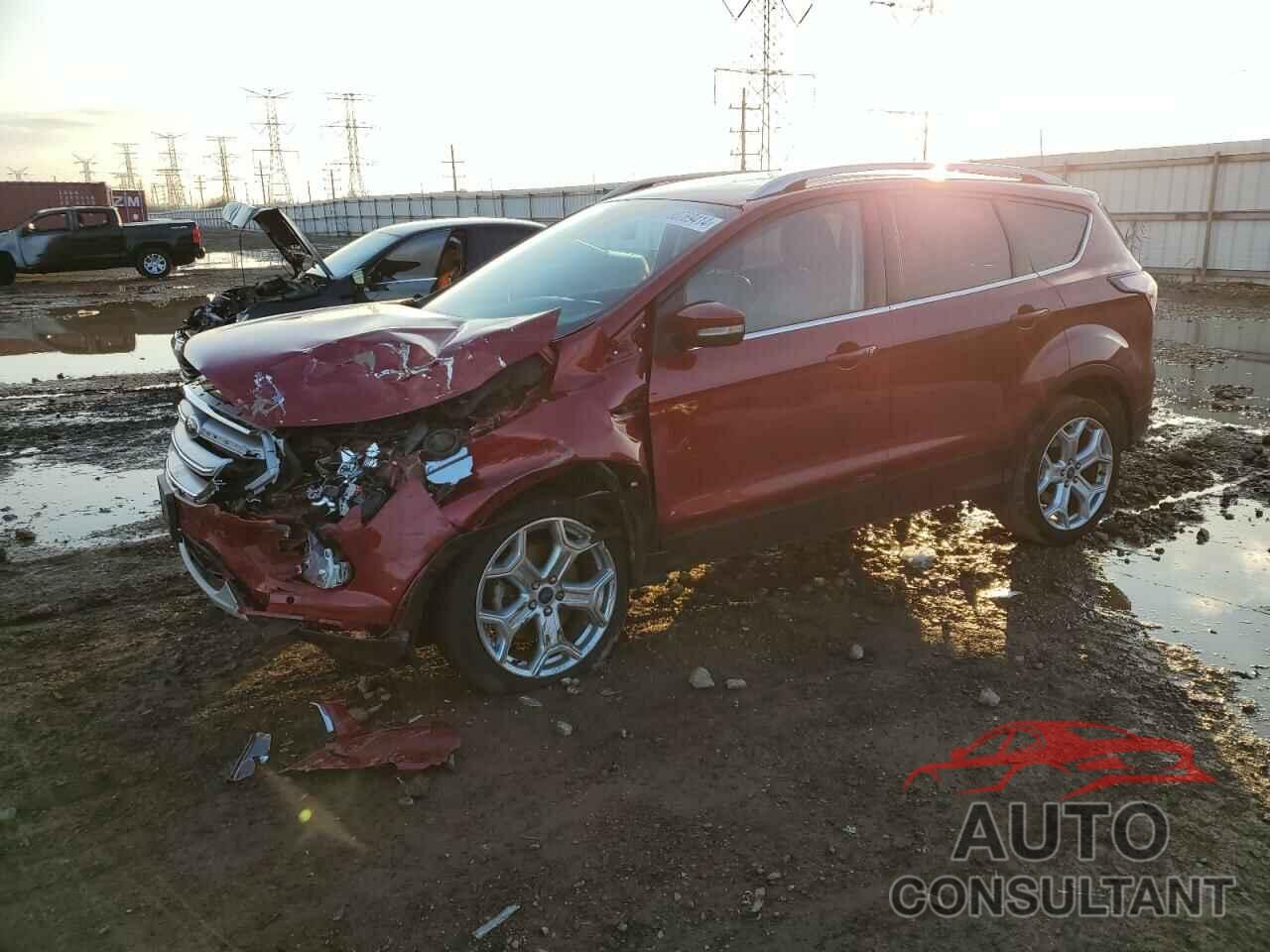 FORD ESCAPE 2017 - 1FMCU9J92HUB80648