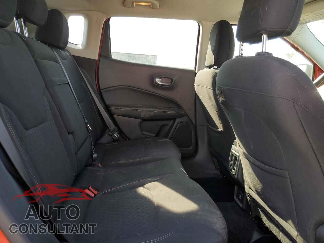 JEEP COMPASS 2017 - 3C4NJDAB0HT647460