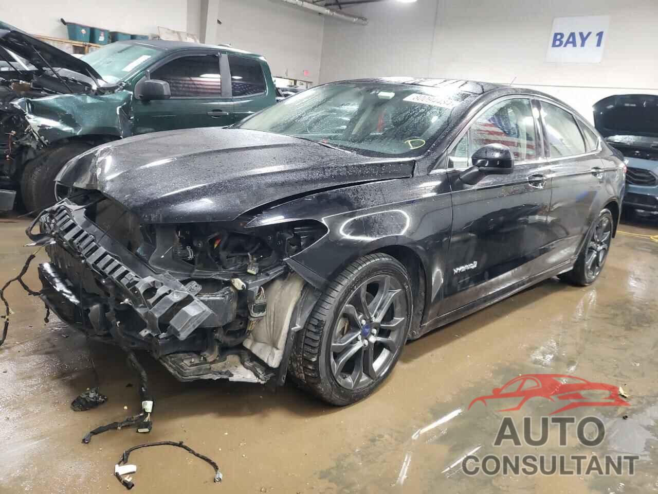 FORD FUSION 2018 - 3FA6P0LU4JR170227