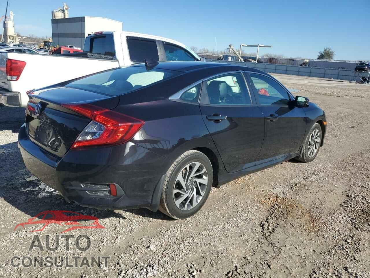 HONDA CIVIC 2017 - 19XFC2F70HE054824