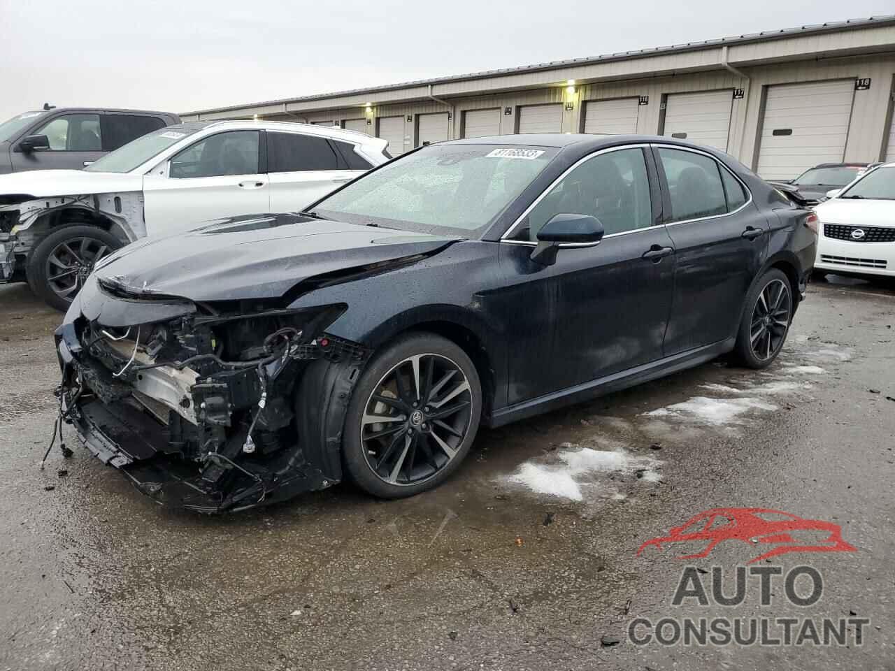 TOYOTA CAMRY 2018 - 4T1B61HK4JU527290