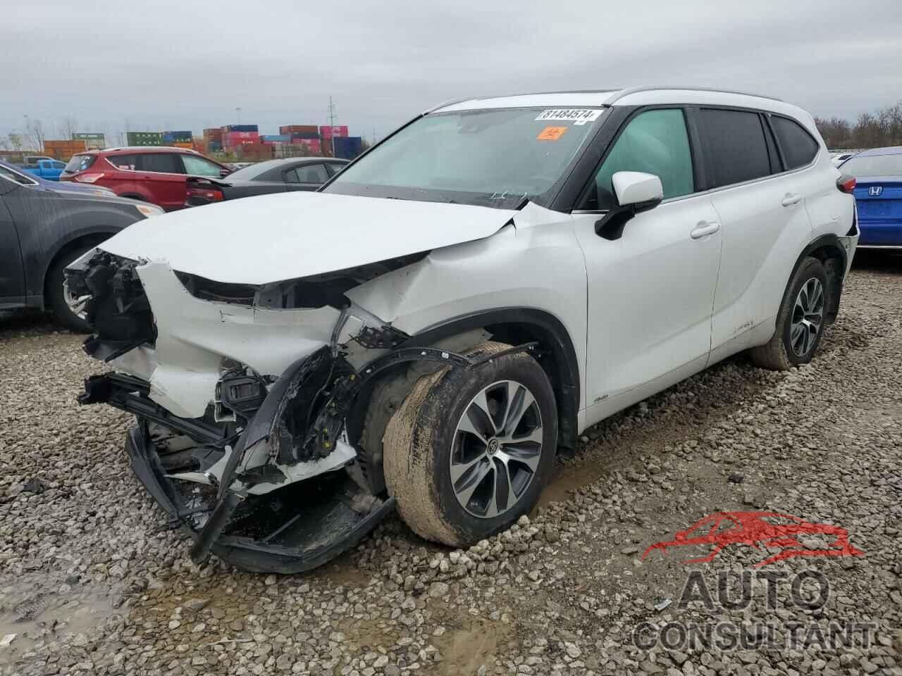 TOYOTA HIGHLANDER 2023 - 5TDKBRCH1PS597580