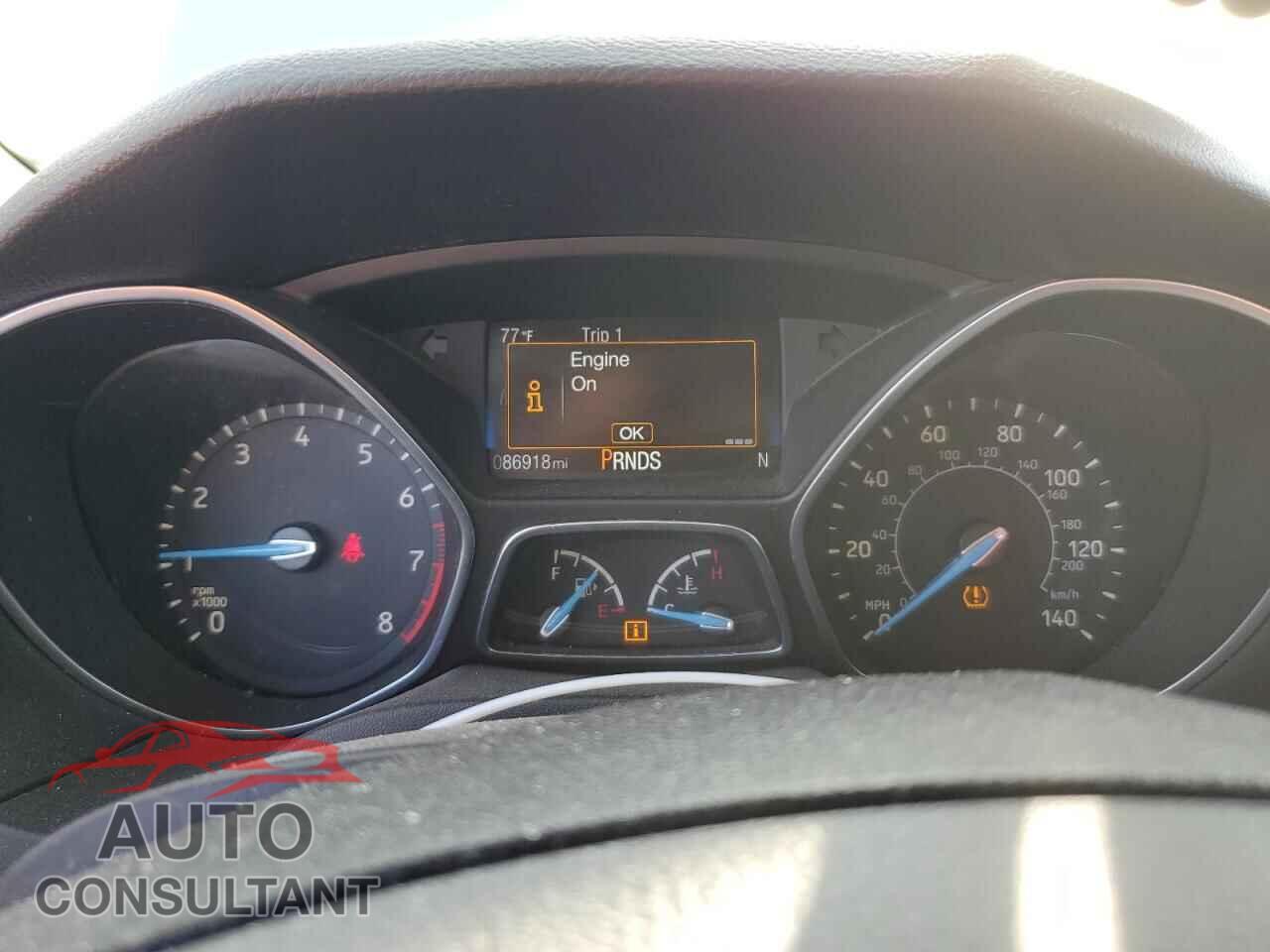 FORD FOCUS 2018 - 1FADP3FE2JL214611