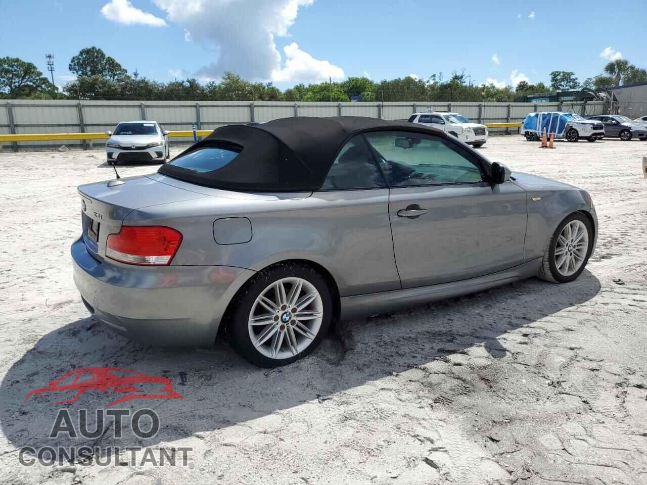 BMW 1 SERIES 2011 - WBAUL7C58BVM79232