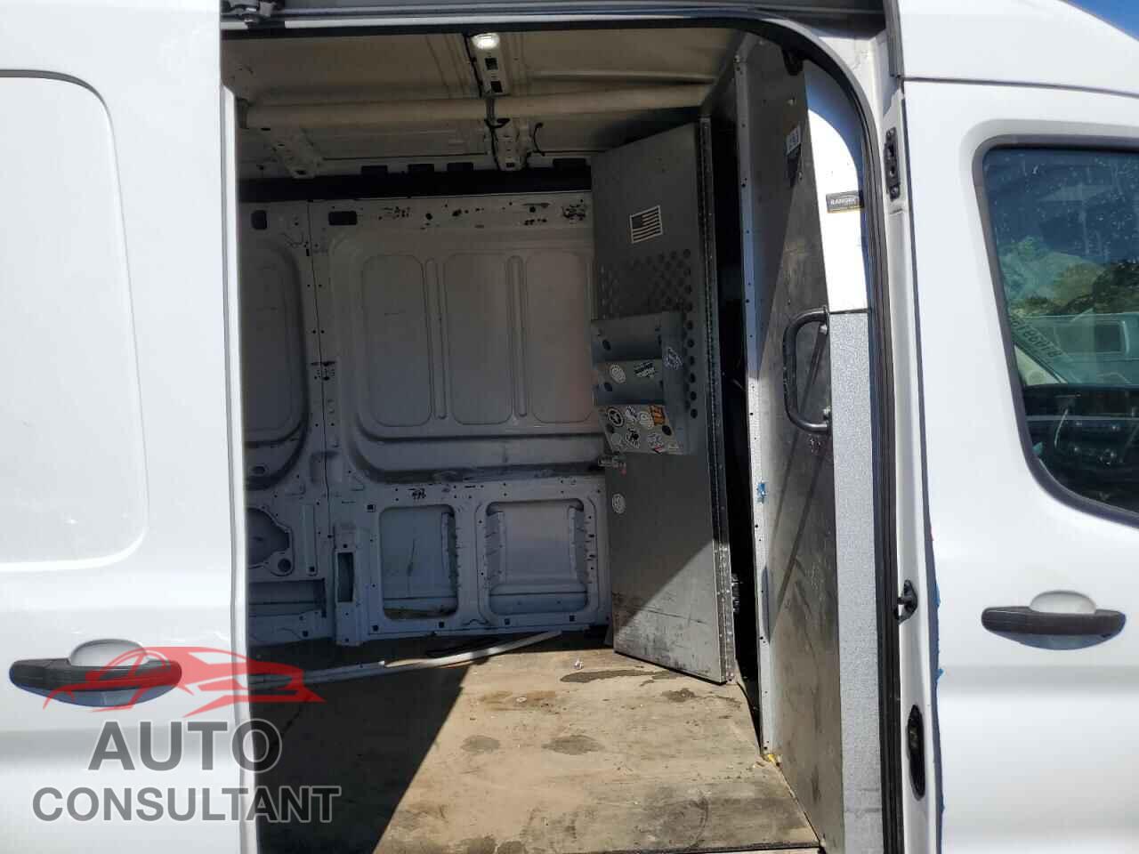 FORD TRANSIT 2020 - 1FTBR2C87LKB70232