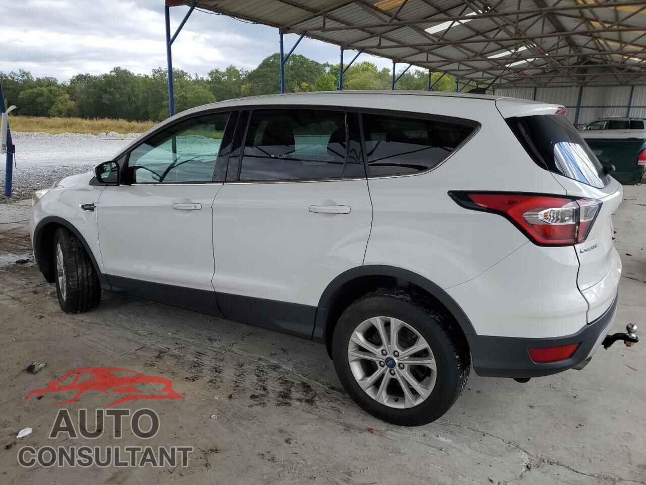 FORD ESCAPE 2017 - 1FMCU0GD4HUE38983