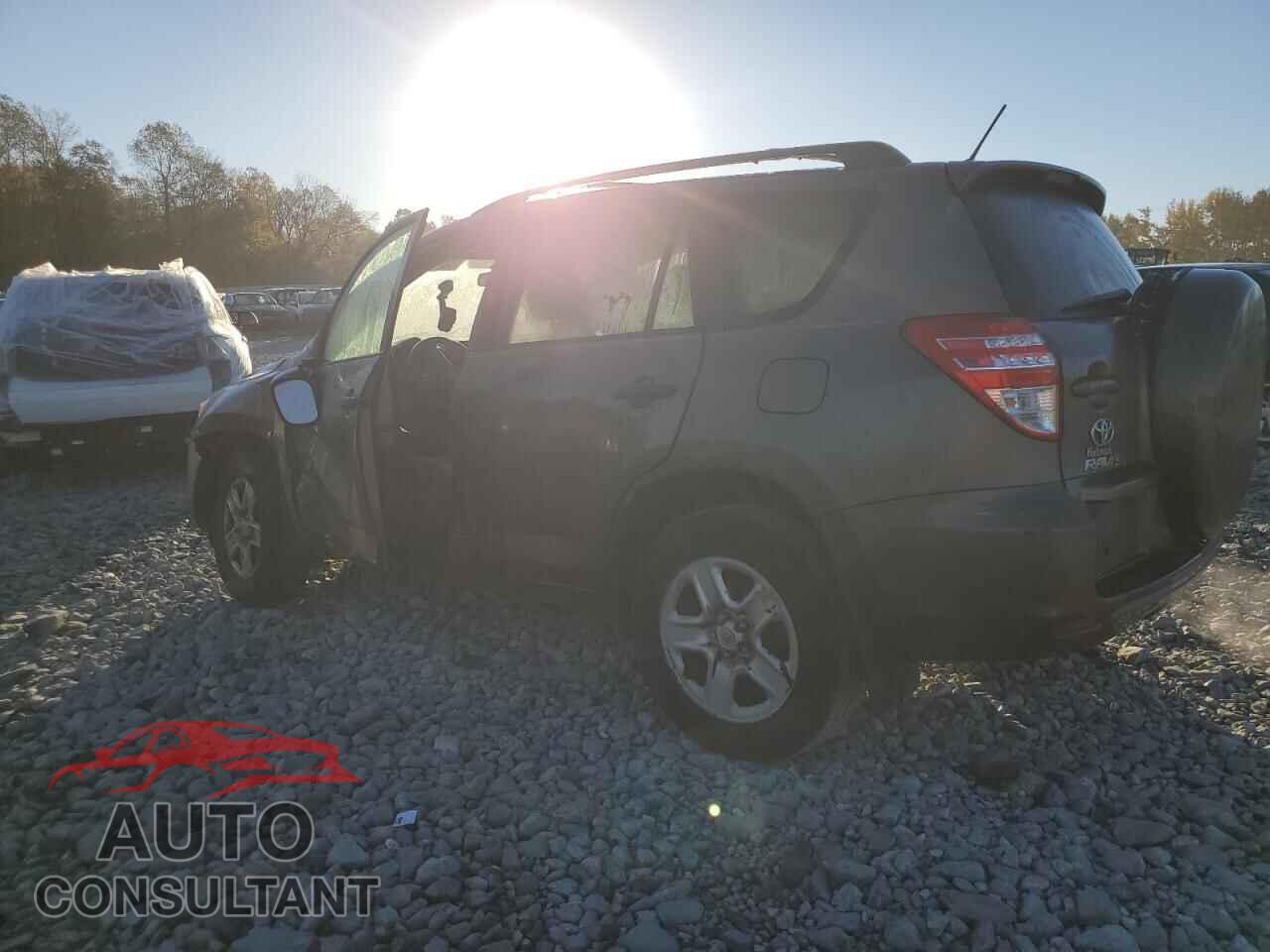 TOYOTA RAV4 2011 - 2T3BF4DV3BW095527