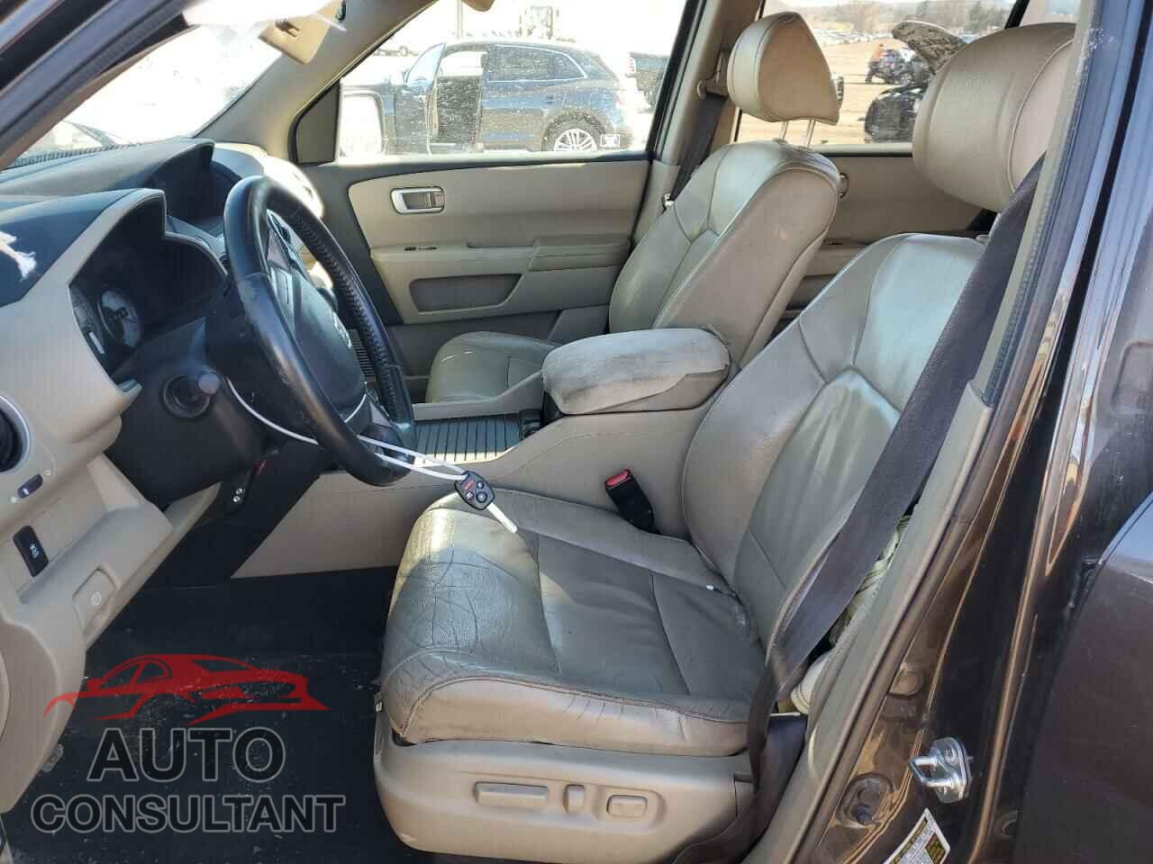 HONDA PILOT 2012 - 5FNYF4H74CB047760