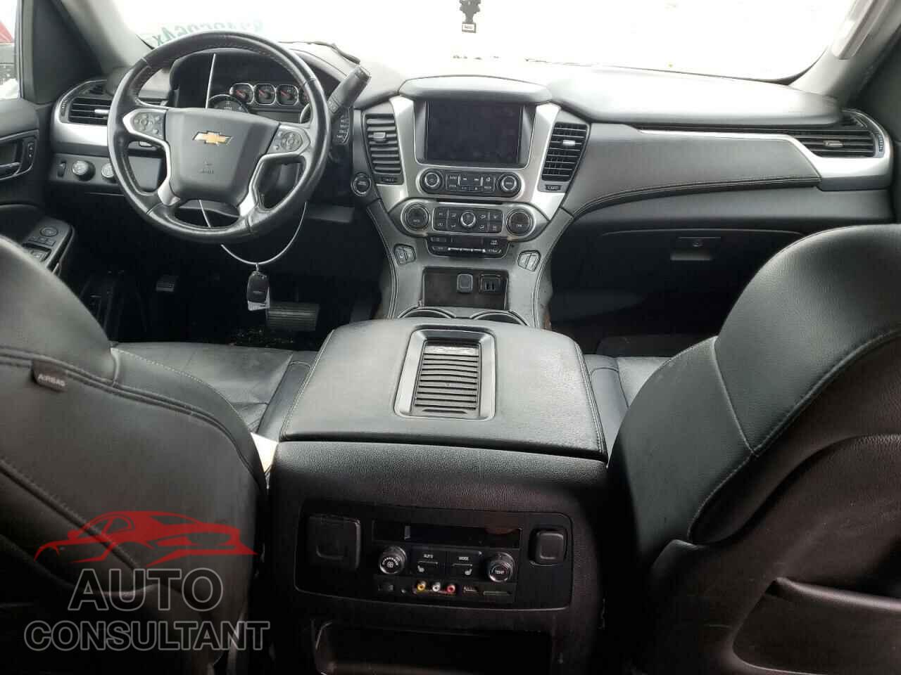 CHEVROLET SUBURBAN 2015 - 1GNSKJKC8FR696246