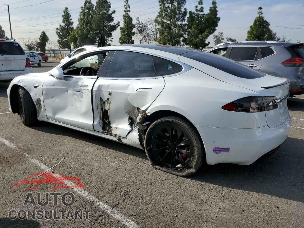 TESLA MODEL S 2019 - 5YJSA1E44KF335113