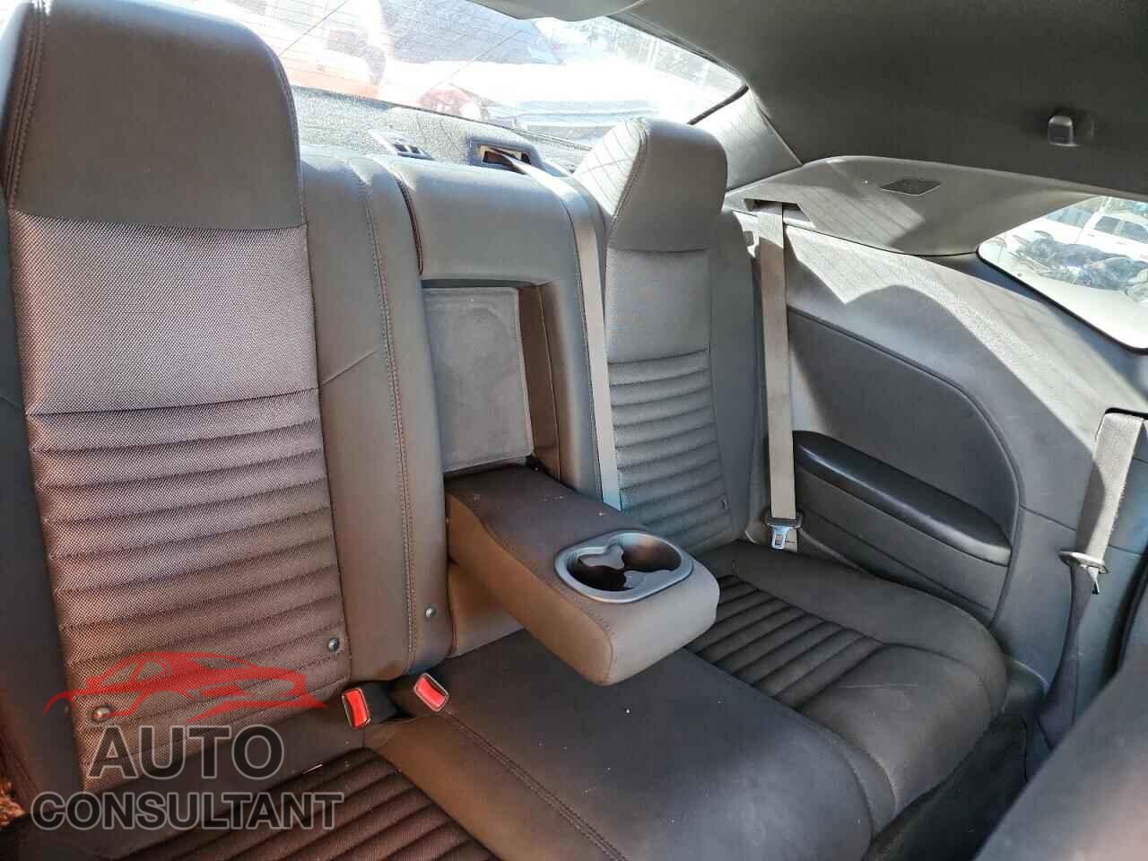 DODGE CHALLENGER 2013 - 2C3CDYAG5DH692211