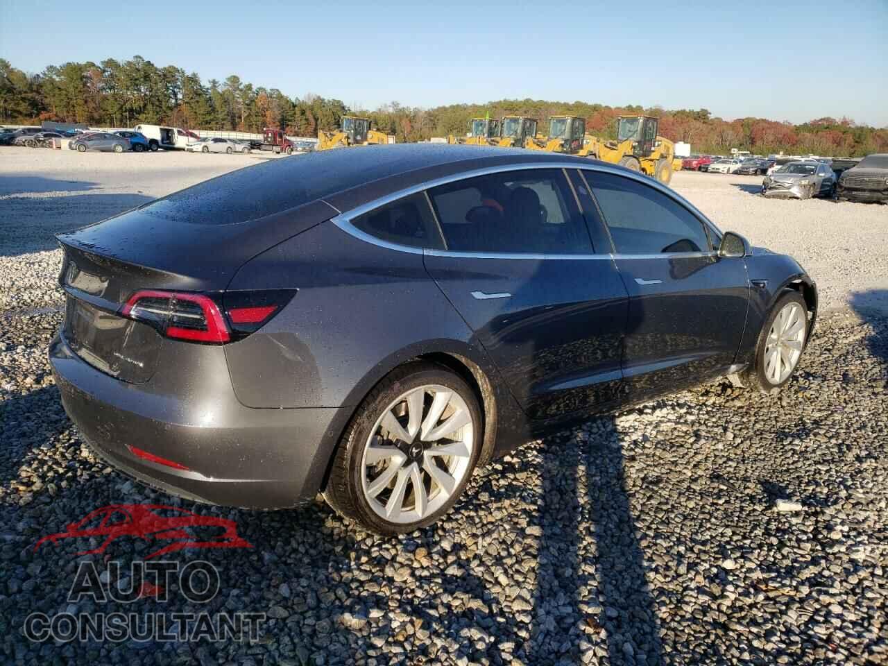 TESLA MODEL 3 2018 - 5YJ3E1EB3JF121171