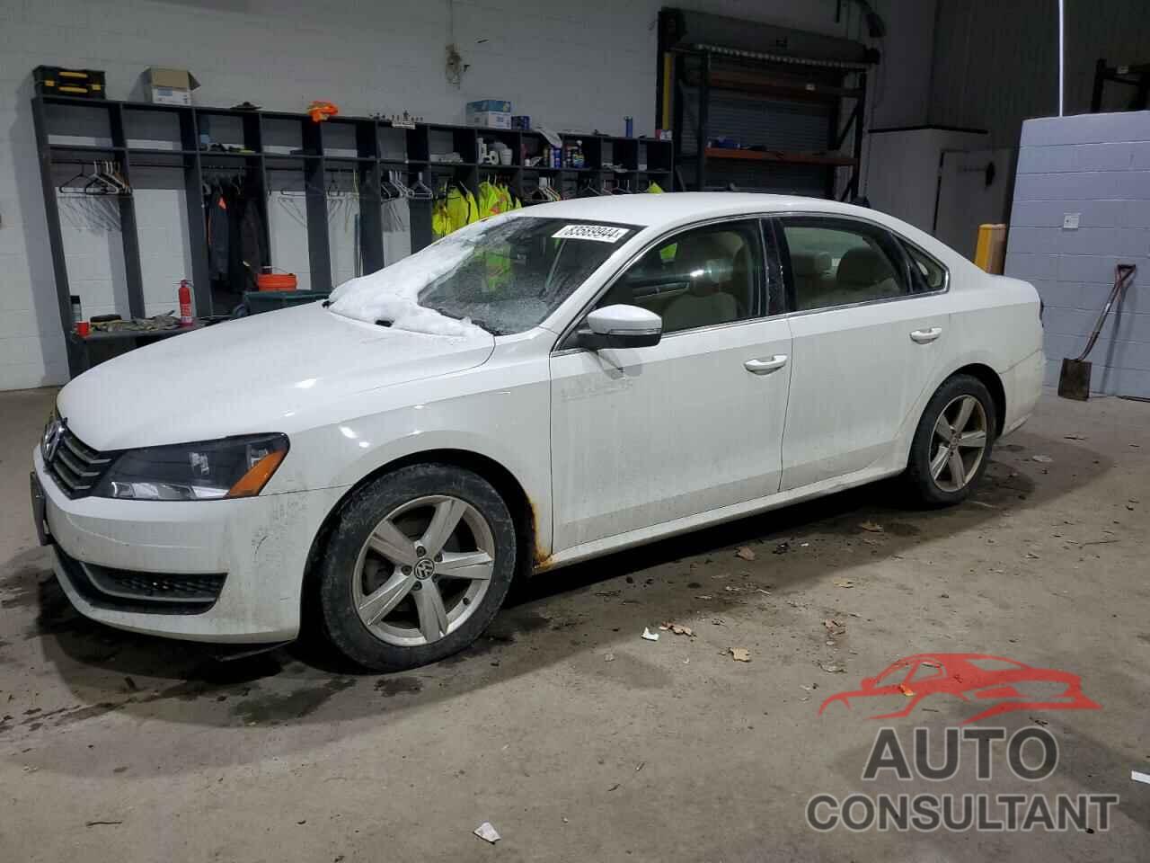 VOLKSWAGEN PASSAT 2013 - 1VWBH7A3XDC019093