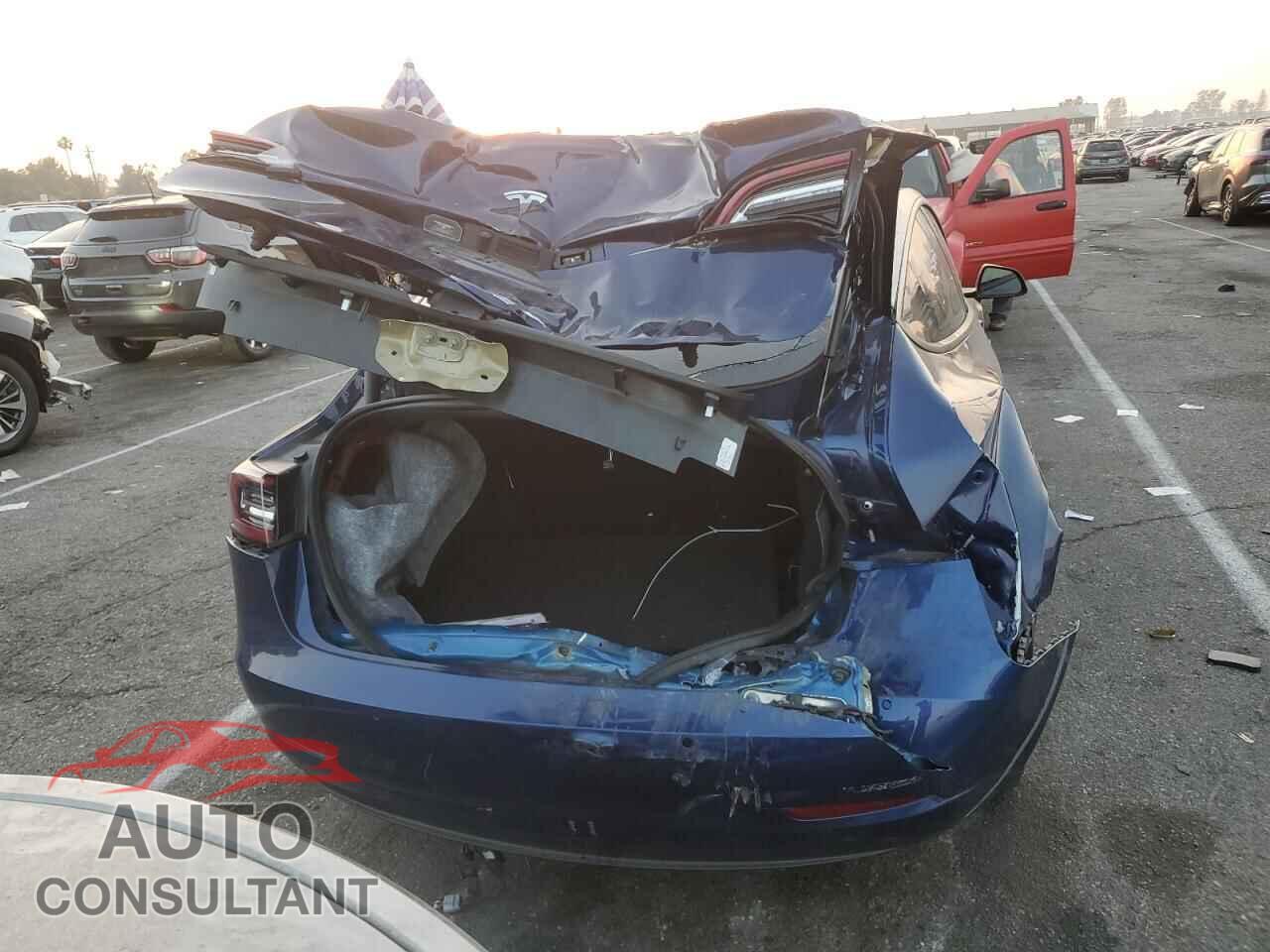 TESLA MODEL 3 2022 - 5YJ3E1EA2NF117237