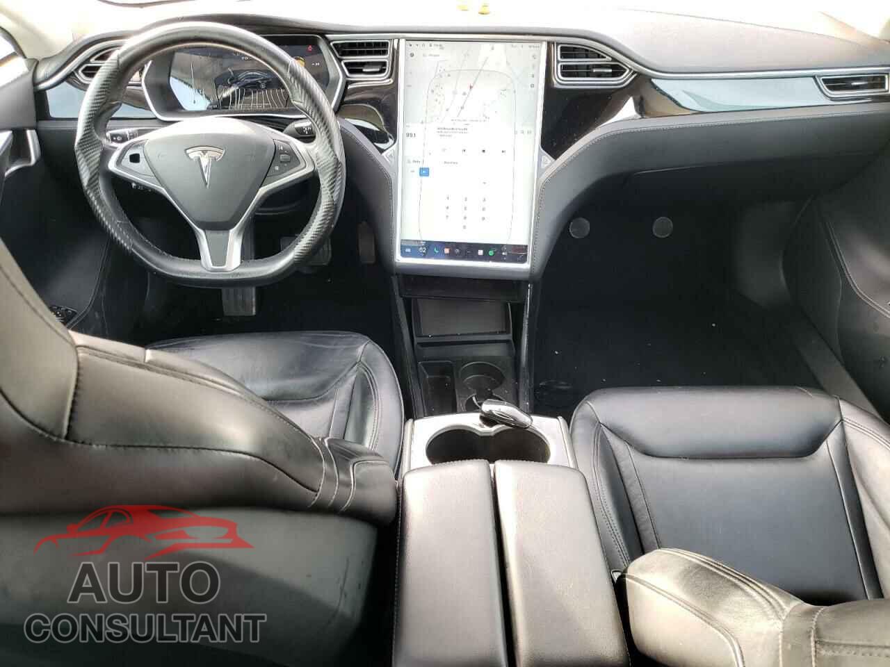 TESLA MODEL S 2015 - 5YJSA1S28FF095427