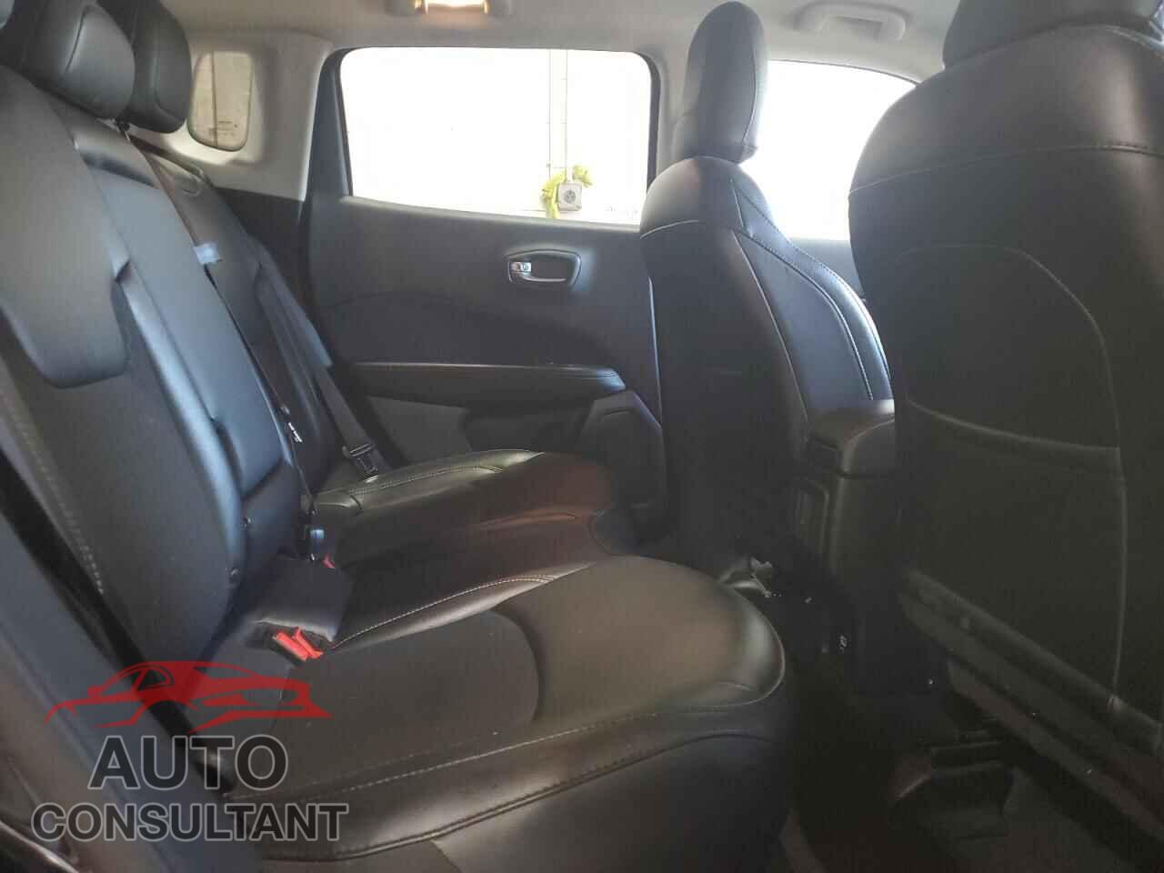 JEEP COMPASS 2020 - 3C4NJDBB9LT157770