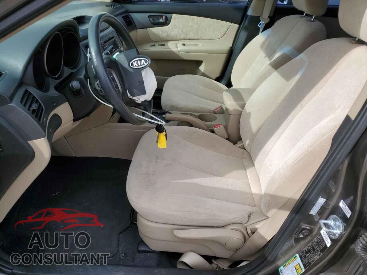 KIA OPTIMA 2010 - KNAGG4A89A5436689