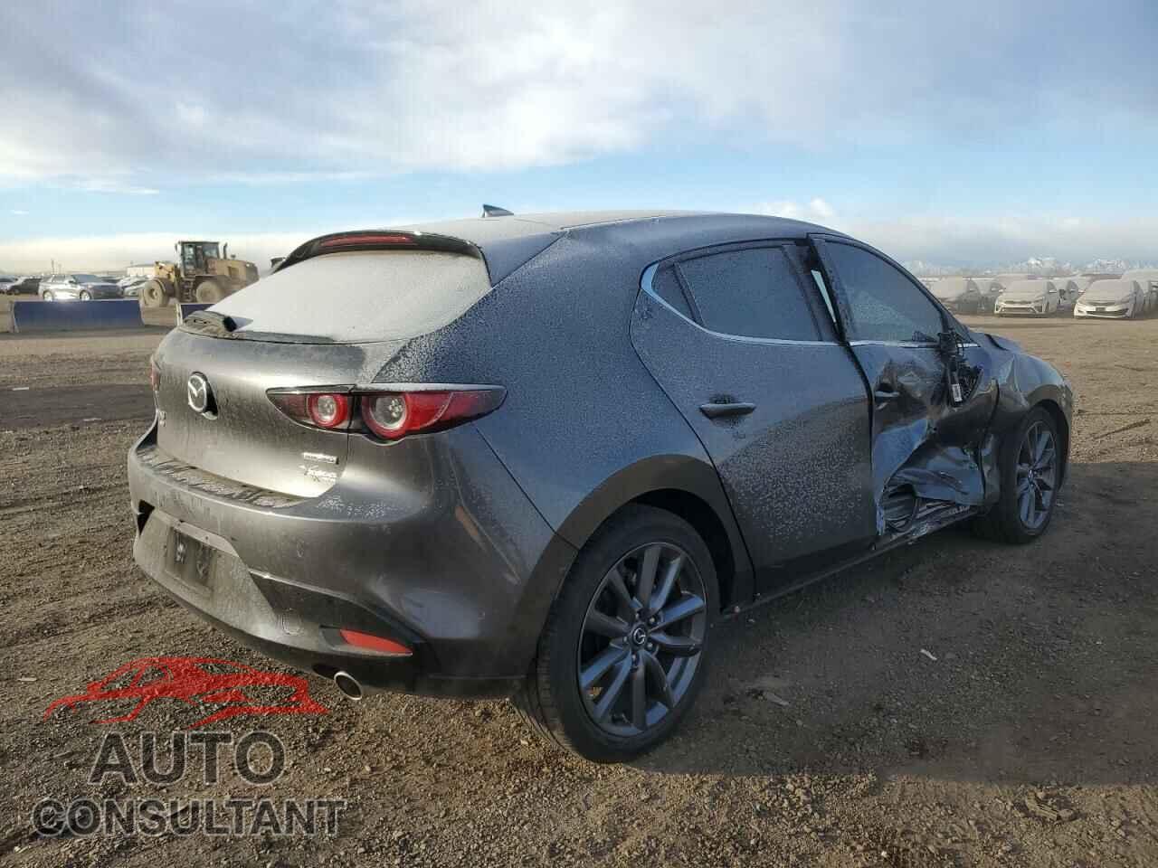 MAZDA 3 2019 - JM1BPBMM2K1136432