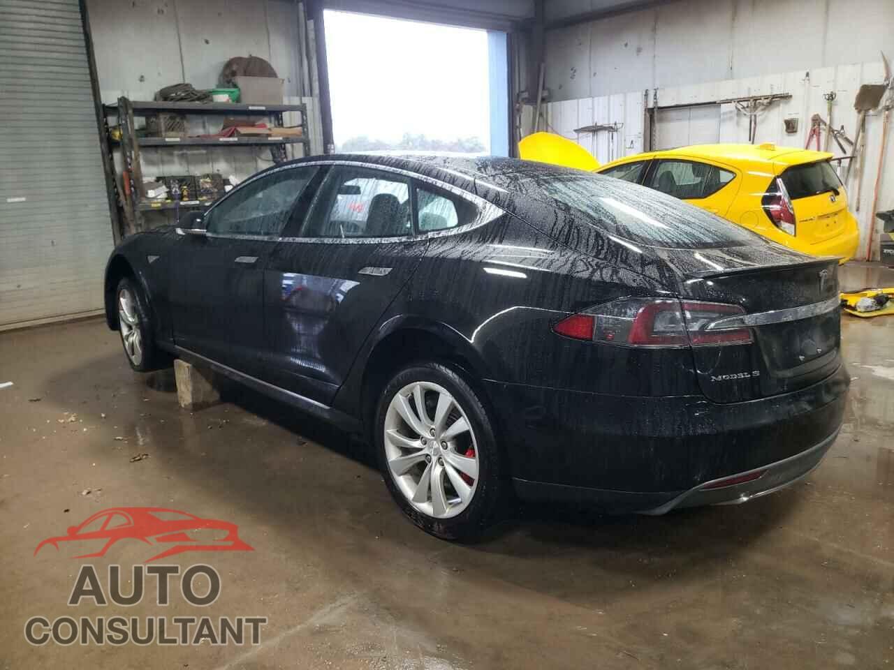 TESLA MODEL S 2015 - 5YJSA4H49FF083636