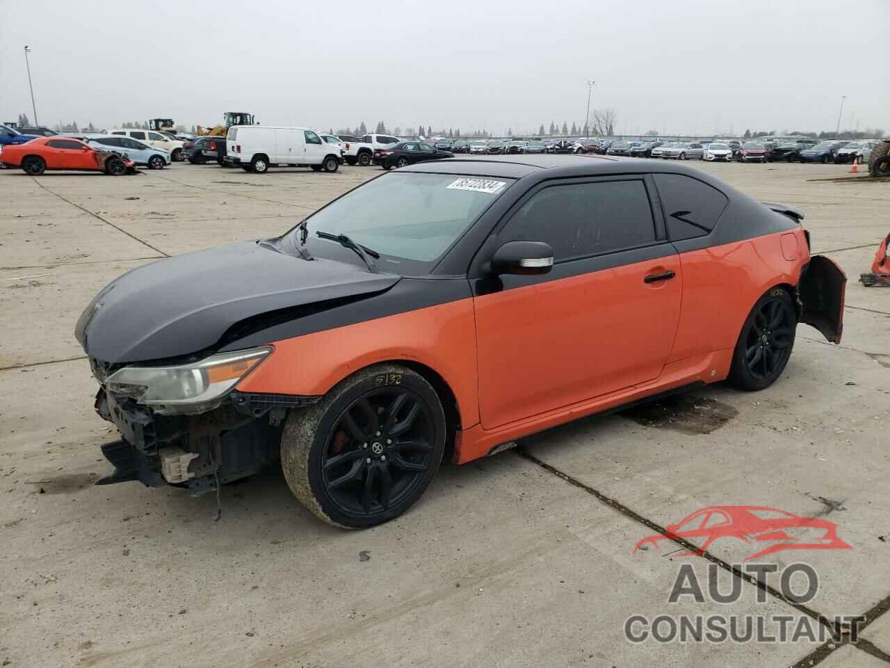 TOYOTA SCION 2015 - JTKJF5C75FJ006073