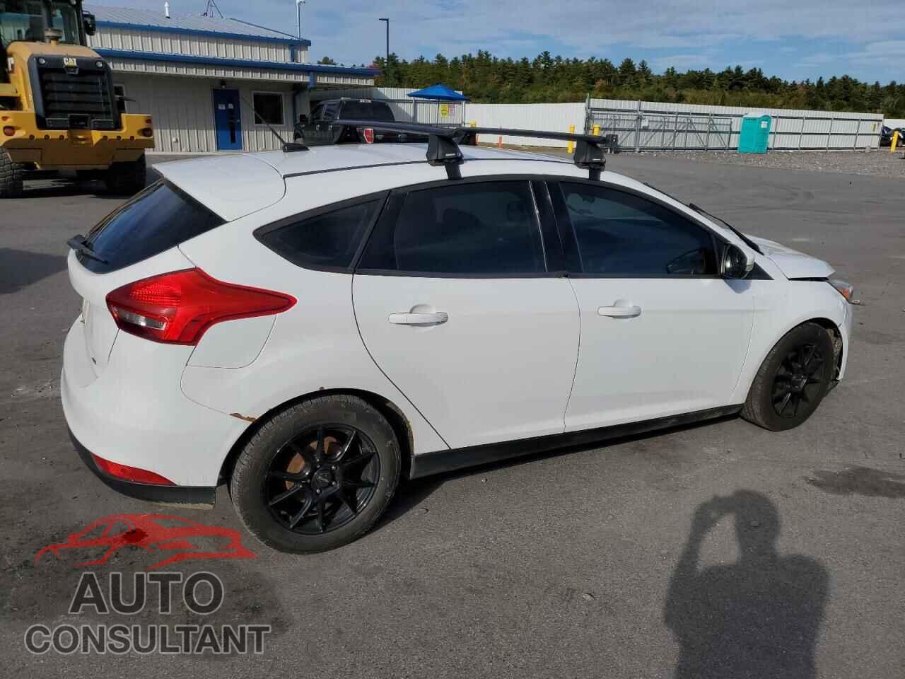 FORD FOCUS 2017 - 1FADP3K20HL278734