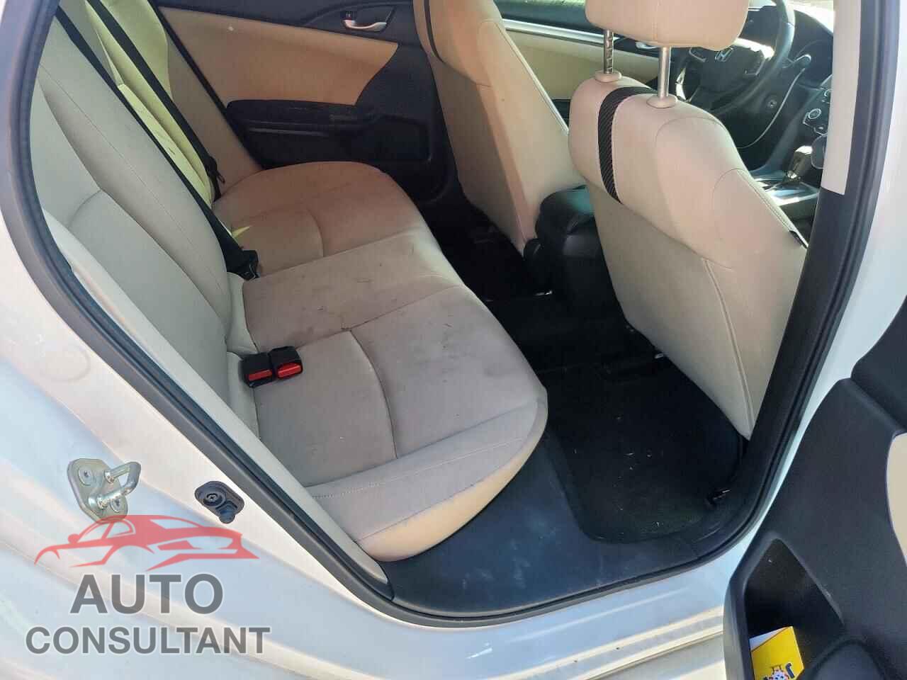 HONDA CIVIC 2018 - 2HGFC2F59JH577527