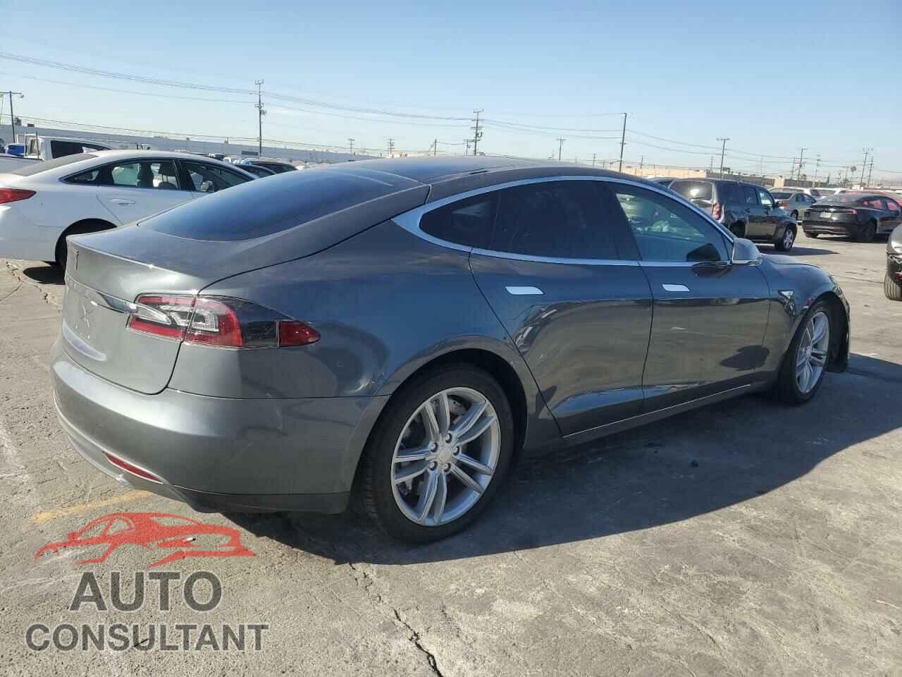 TESLA MODEL S 2013 - 5YJSA1CG1DFP05014