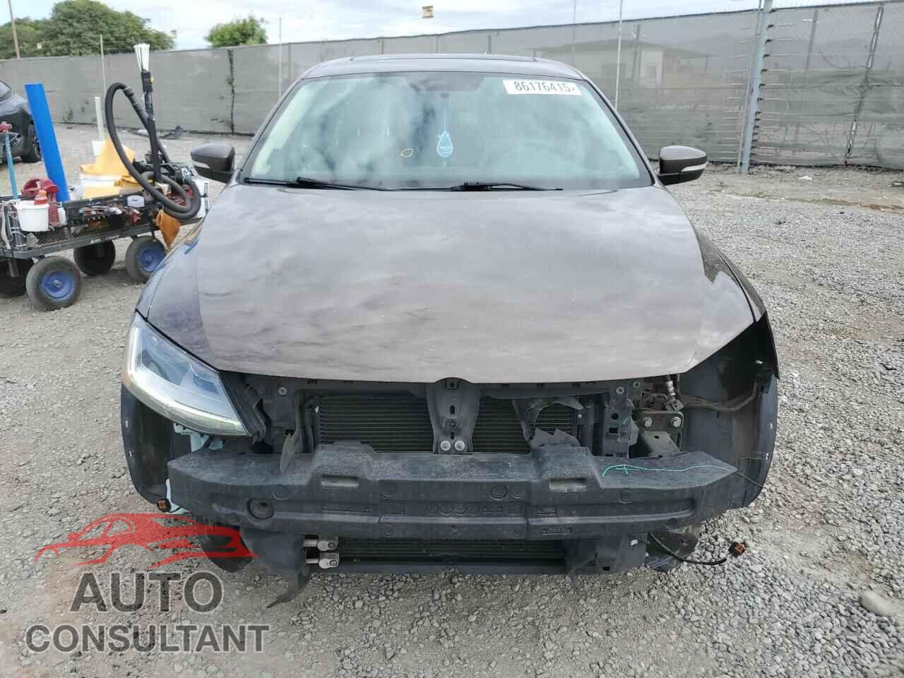 VOLKSWAGEN JETTA 2012 - 3VWLP7AJ4CM124666
