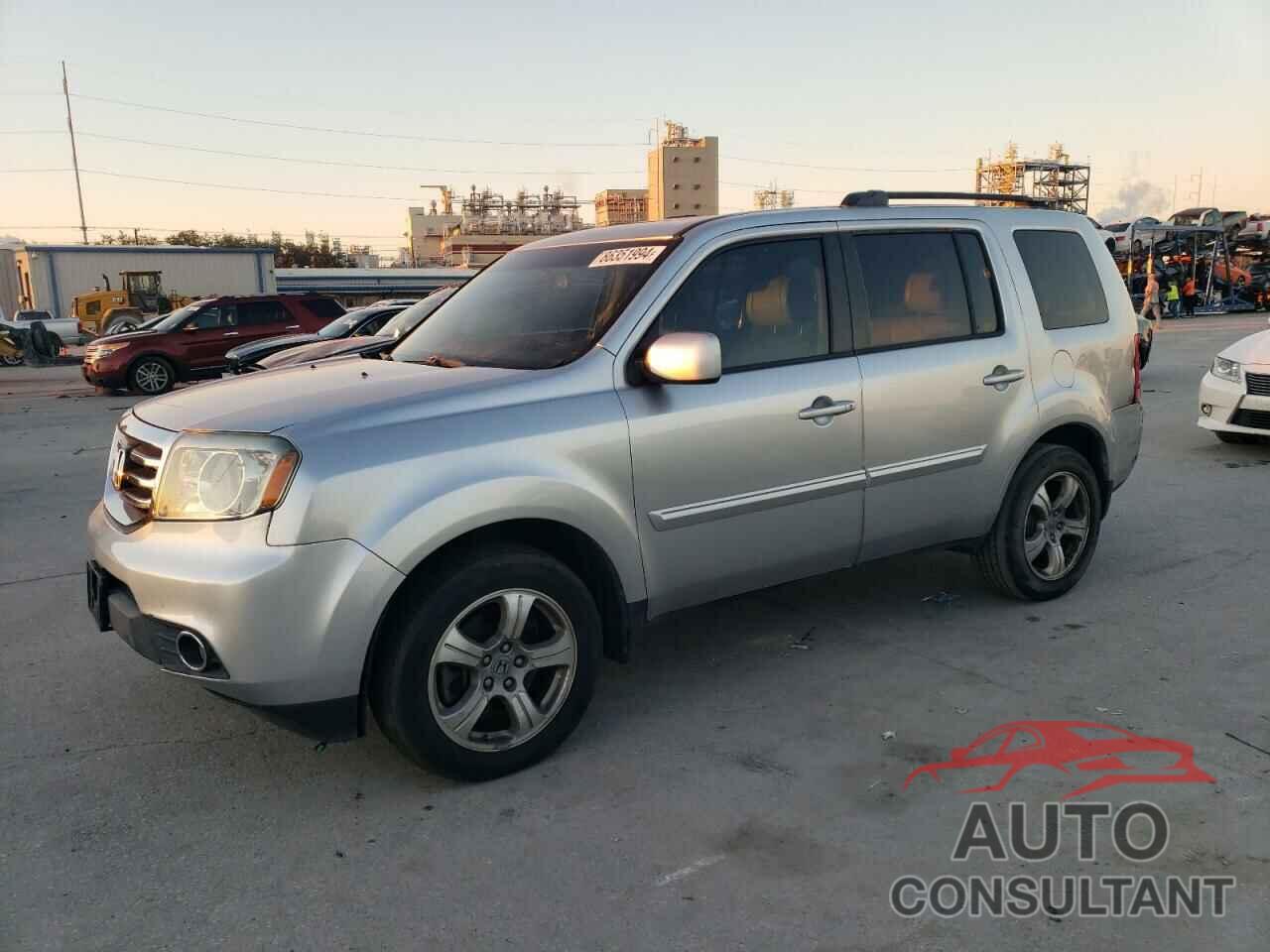 HONDA PILOT 2013 - 5FNYF3H5XDB005619