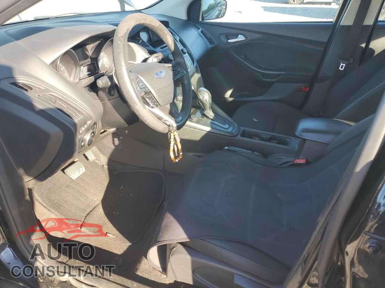 FORD FOCUS 2016 - 1FADP3F26GL285714